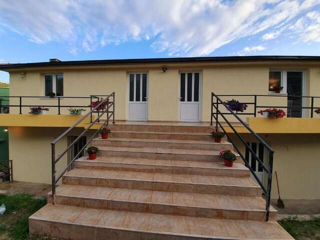 Апартаменты Apartments Kingfisher Вирпазар-99